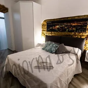 agghiornaskura-house.sicilyhotelsitaly.net/