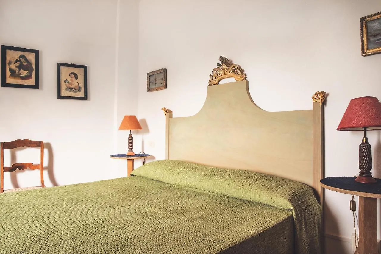 Castello Malaspina Di Fosdinovo Hotel